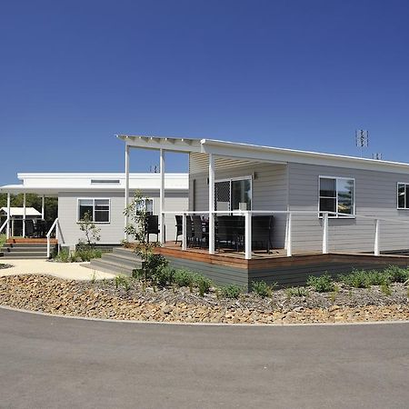 Hotel Nrma Stockton Beach Holiday Park Exterior foto