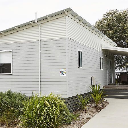 Hotel Nrma Stockton Beach Holiday Park Exterior foto