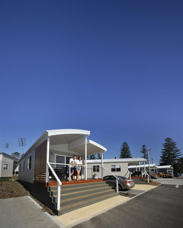 Hotel Nrma Stockton Beach Holiday Park Exterior foto