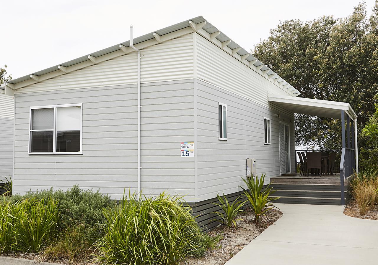 Hotel Nrma Stockton Beach Holiday Park Exterior foto